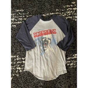 Vintage 1982 Scorpions tee